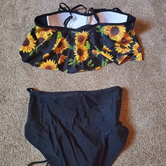 Amazon 2 Piece High Waisted Swimsuit - Picture 2 of 3